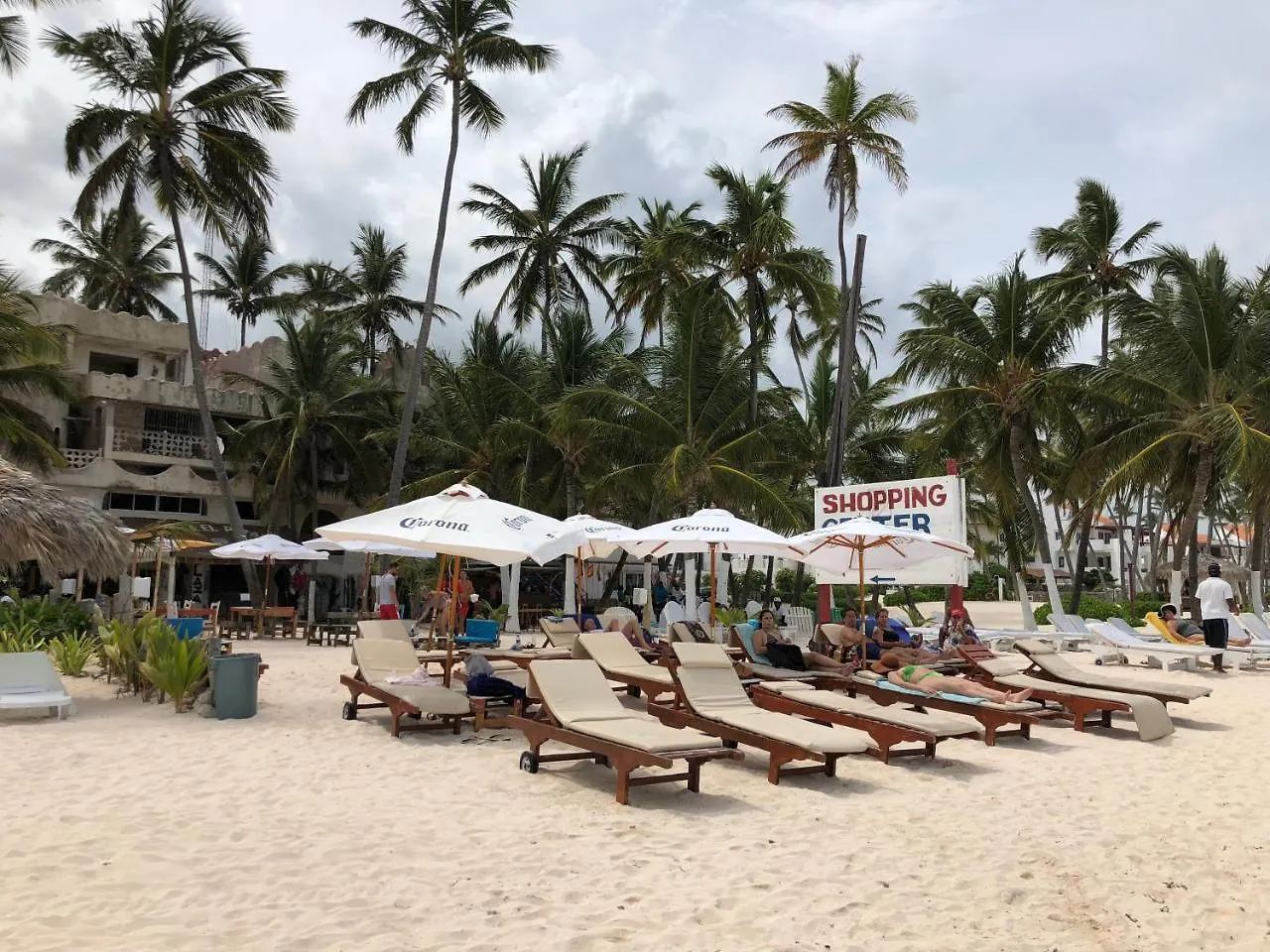 Coral Suites Beach Club & Spa Hotel
