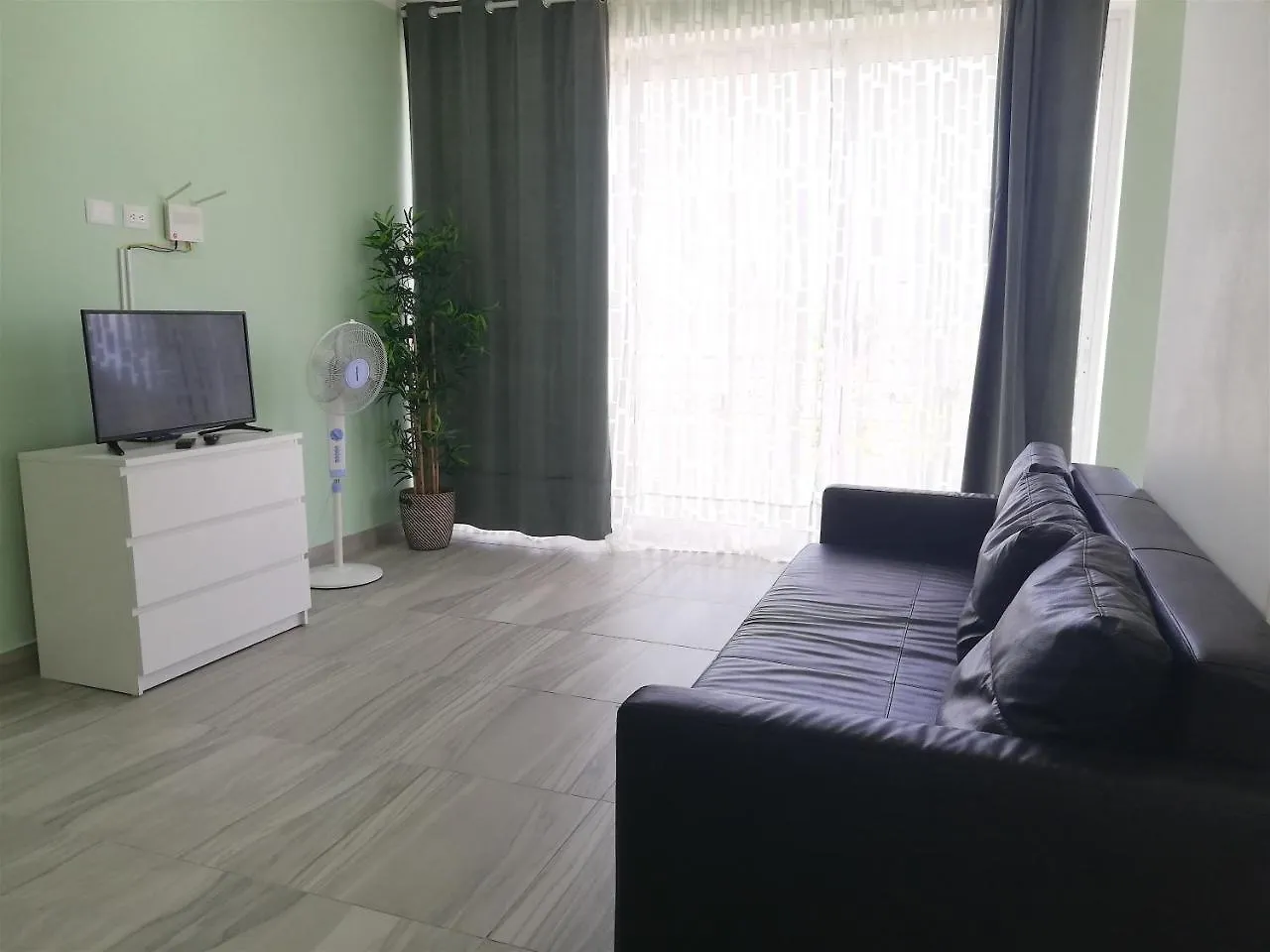 Coral Suites Beach Club & Spa Μπάβαρο
